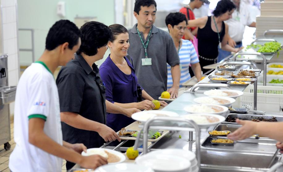 Governador sanciona lei que garante segurança alimentar a universitários no Paraná Foto: UEL