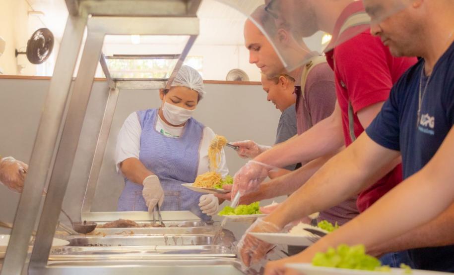 Governador sanciona lei que garante segurança alimentar a universitários no Paraná Foto: UEPG