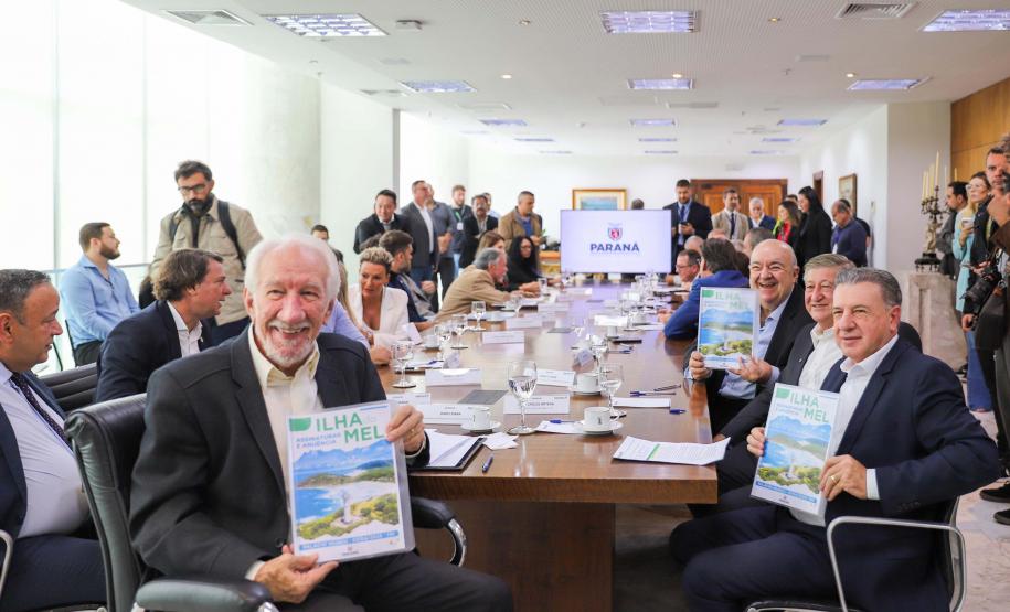 Novo marco regulatório da Ilha do Mel avança com instituição de comitê gestor Foto: Igor Jacinto/Vice Governadoria