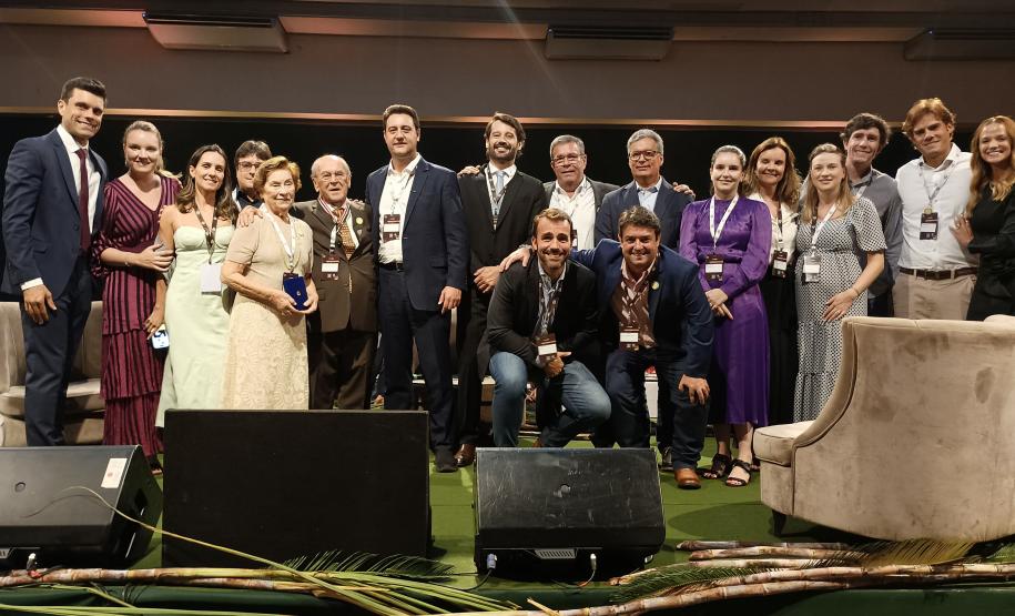 Paraná é destaque na abertura da Agrishow, maior feira agro da América Latina