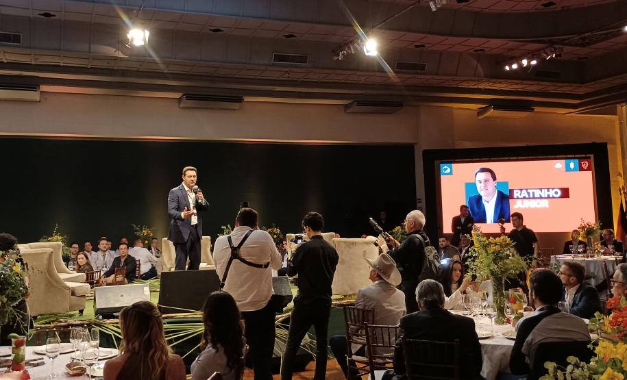 Paraná é destaque na abertura da Agrishow, maior feira agro da América Latina