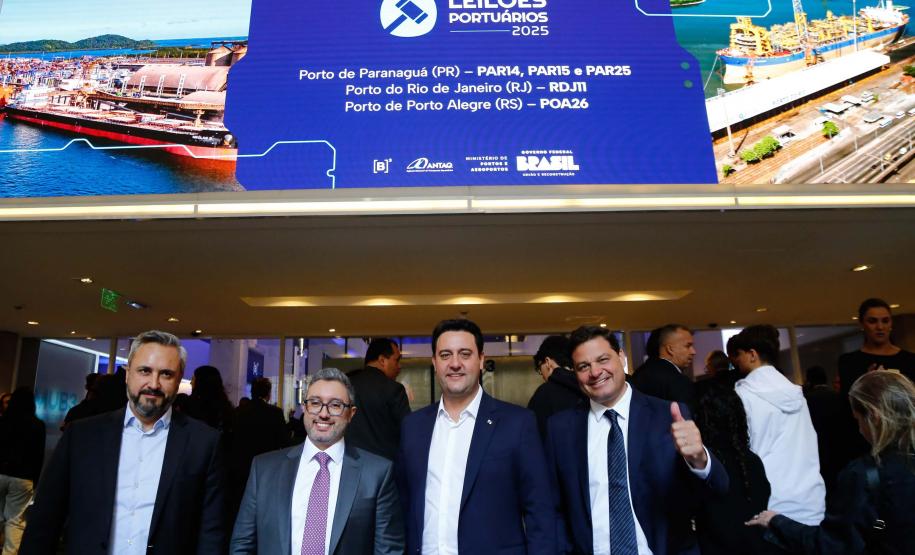 Leilões na B3: Paraná é primeiro Estado do Brasil a ter porto com área 100% regularizada