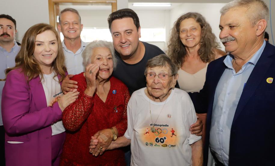 Irati, 04 de abril de 2024 - O governador Carlos Massa Ratinho Junior participa da inauguração da Cidade do Idoso de Irati, projeto pioneiro que reúne diversos serviços em um mesmo ambiente. Foto: Roberto Dziura Jr/AEN