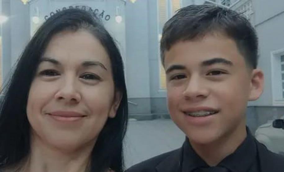 Dia das Mães no Ganhando o Mundo: orgulhosos, alunos e familiares celebrarão à distância