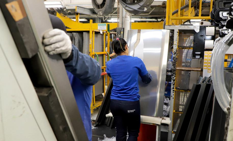 20,5 mil vagas: semana começa com várias oportunidades de emprego no Paraná Foto: Ari Dias