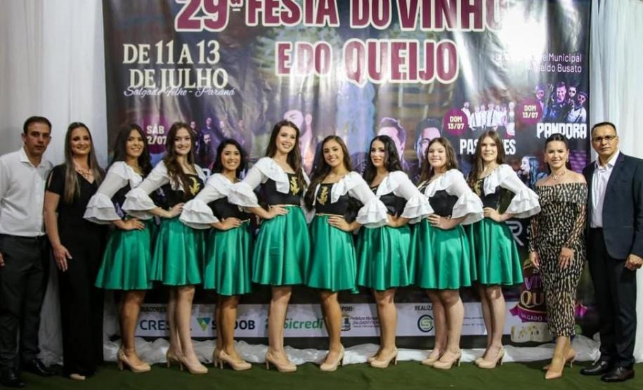 Atrações do frio: arraiás, festas da tainha e do feijão e tradições regionais movimentam o turismo