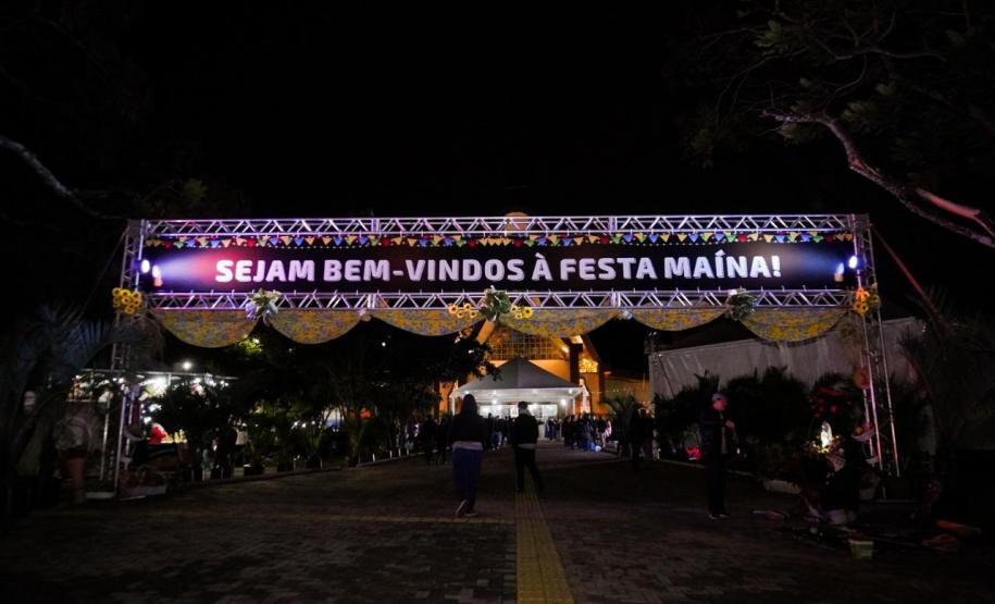 Atrações do frio: arraiás, festas da tainha e do feijão e tradições regionais movimentam o turismo