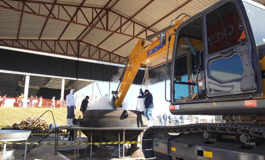 Atrações do frio: arraiás, festas da tainha e do feijão e tradições regionais movimentam o turismo