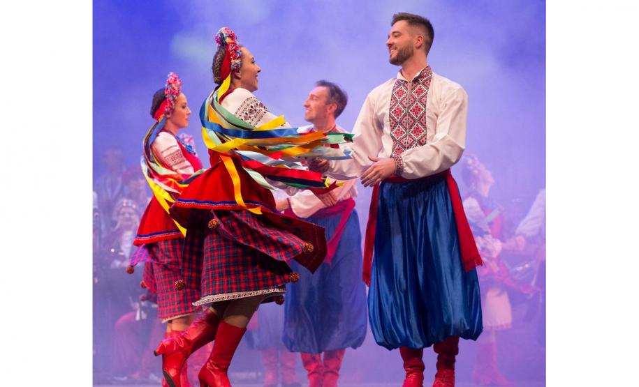 Atrações do frio: arraiás, festas da tainha e do feijão e tradições regionais movimentam o turismo