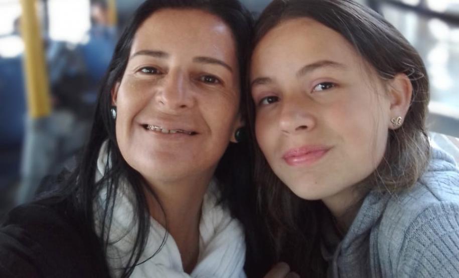 Dia das Mães no Ganhando o Mundo: orgulhosos, alunos e familiares celebrarão à distância