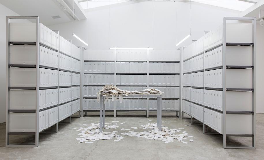 Museu Oscar Niemeyer (MON) - “Re-Selvagem” – Eva Jospin – “Re-Selvagem”, da artista francesa Eva Jospin, é a próxima exposição internacional realizada pelo Museu Oscar Niemeyer (MON) e a primeira mostra da artista no Brasil.