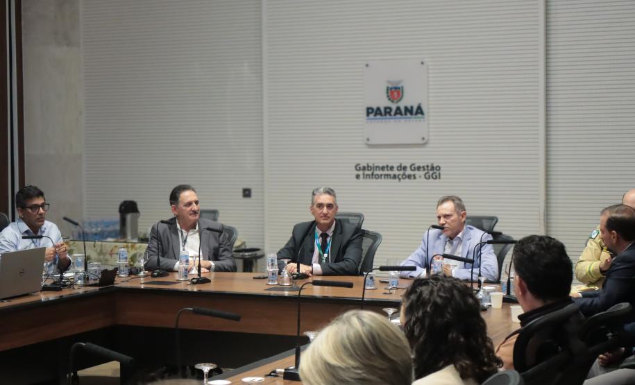 Paraná avança para ampliar atividades econômicas de baixo risco e reduzir burocracia