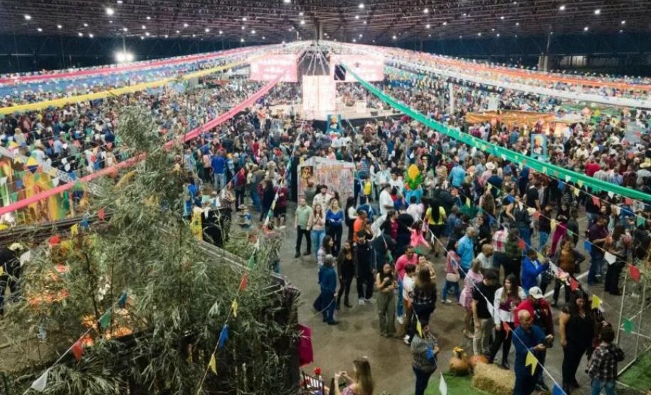 Atrações do frio: arraiás, festas da tainha e do feijão e tradições regionais movimentam o turismo