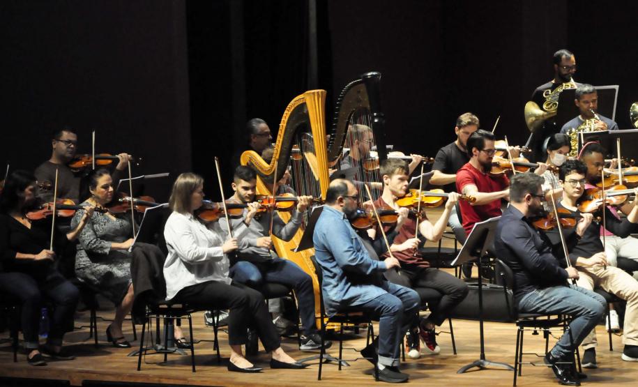 Famílias, movimentos, disposição no palco: confira como funciona uma orquestra sinfônica Foto: Anderson Tozato/SEEC