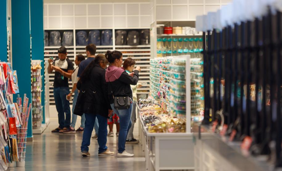 Paraná é o terceiro estado que mais gera empregos em 2025: 80 mil vagas de janeiro a abril