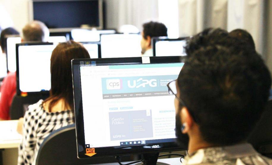 Formação continuada: Paraná é o 1º estado a regulamentar cursos microcredenciais no Brasil