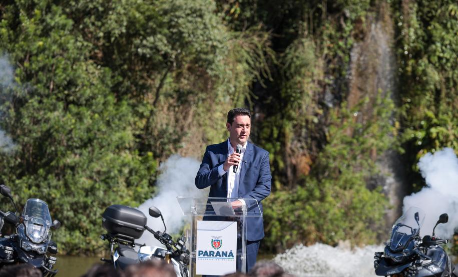 Investimento de R$ 63 milhões: Ratinho Junior entrega 431 motos e viaturas para a PMPR Foto: Jonathan Campos/AEN Foto: Geraldo Bubniak/AEN Foto: Geraldo Bubniak/AEN Foto: Geraldo Bubniak/AEN Foto: Geraldo Bubniak/AEN Foto: Geraldo Bubniak/AEN O governador Carlos Massa Ratinho Junior entrega nesta terça-feira (17) 431 novos veículos para a Polícia Militar. São 209 motocicletas e 222 automóveis para diversas unidades, na Pedreira Paulo Leminski, em Curitiba. Foto: Geraldo Bubniak/AEN O governador Carlos