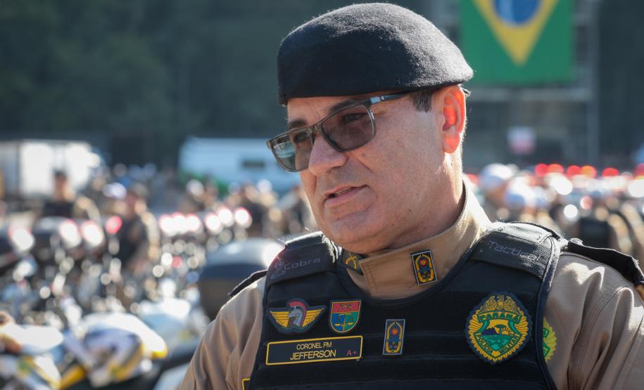 Investimento de R$ 63 milhões: Ratinho Junior entrega 431 motos e viaturas para a PMPR Foto: Jonathan Campos/AEN Foto: Geraldo Bubniak/AEN Foto: Geraldo Bubniak/AEN Foto: Geraldo Bubniak/AEN Foto: Geraldo Bubniak/AEN Foto: Geraldo Bubniak/AEN O governador Carlos Massa Ratinho Junior entrega nesta terça-feira (17) 431 novos veículos para a Polícia Militar. São 209 motocicletas e 222 automóveis para diversas unidades, na Pedreira Paulo Leminski, em Curitiba. Foto: Geraldo Bubniak/AEN O governador Carlos