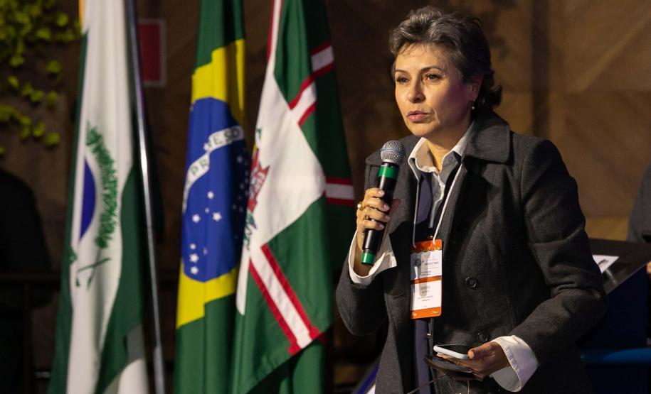Curitiba, 11 de junho de 2025 - Governador Carlos Massa Ratinho Junior recebe o Prêmio Político Humanizador durante o Congresso Internacional Novo Tempo na Educação. Foto: Roberto Dziura Jr/AEN