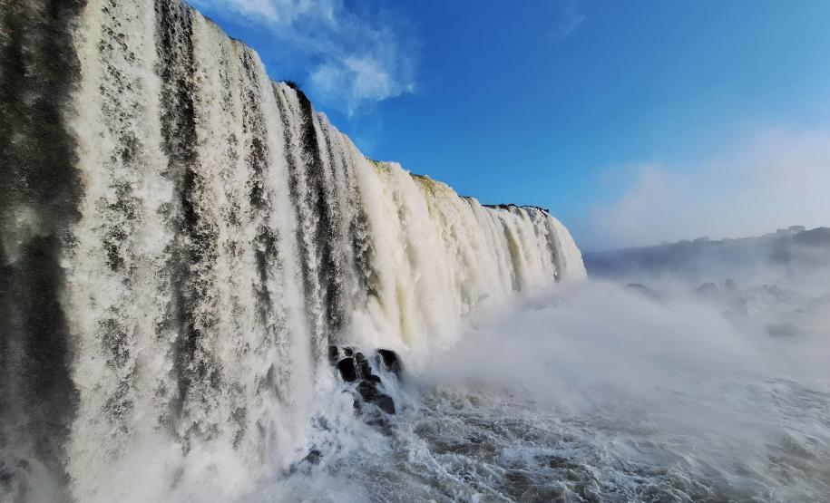 Alta de 26,2%: Paraná já recebeu 584 mil turistas estrangeiros em 2025
