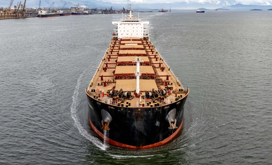 Movimentação geral nos portos paranaenses cresce 6,8% no primeiro quadrimestre