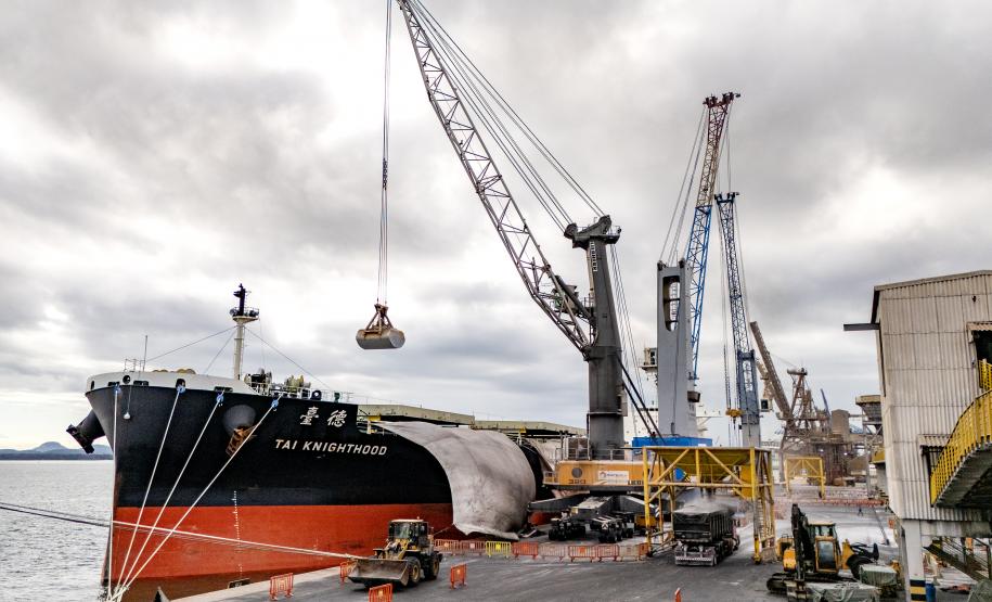 Foto: Claudio Neves/Portos do Paraná