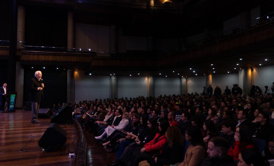 Governo do Estado promove integração de 865 novos servidores públicos do Paraná Foto: Felipe Henschel/AEN