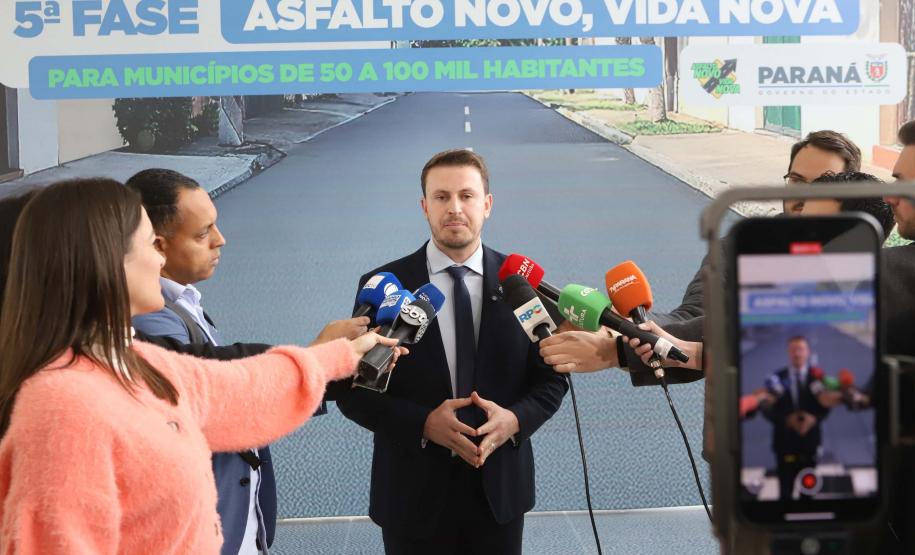 Estado amplia Asfalto Novo, Vida Nova para municípios com cerca de 100 mil habitantes Foto: Ari Dias/AEN