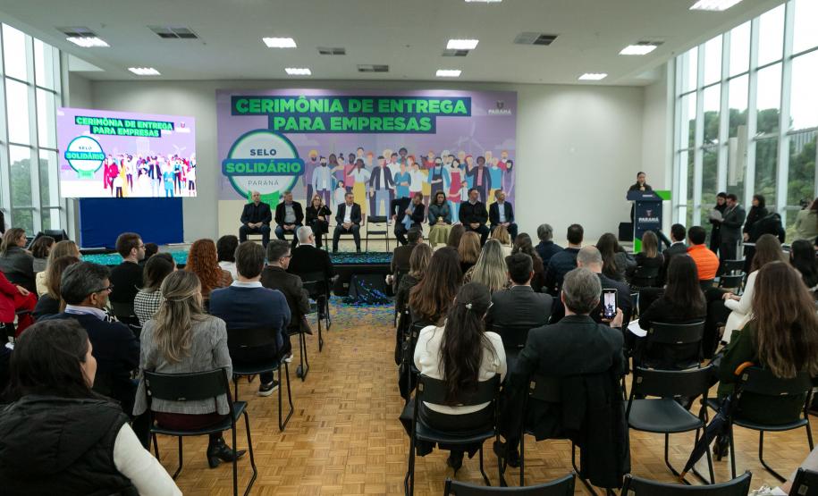 Selo Solidário: Governo do Paraná certifica empresas com práticas sociais e sustentáveis