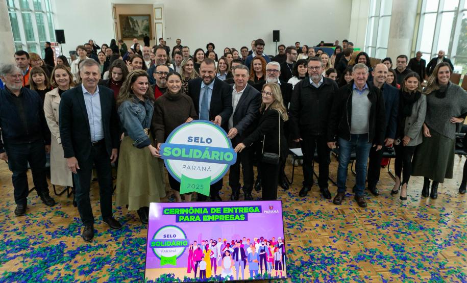 Selo Solidário: Governo do Paraná certifica empresas com práticas sociais e sustentáveis