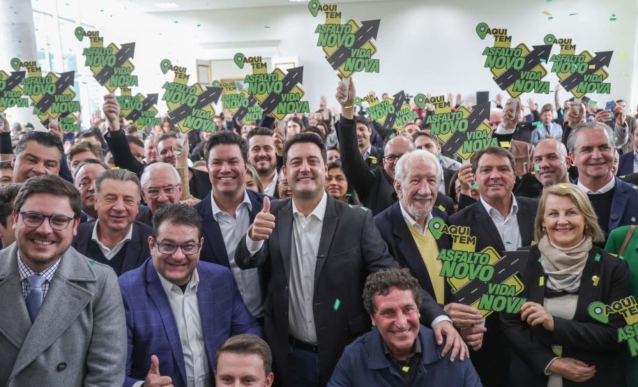 Estado amplia Asfalto Novo, Vida Nova para municípios com cerca de 100 mil habitantes Foto: Jonathan Campos/AEN