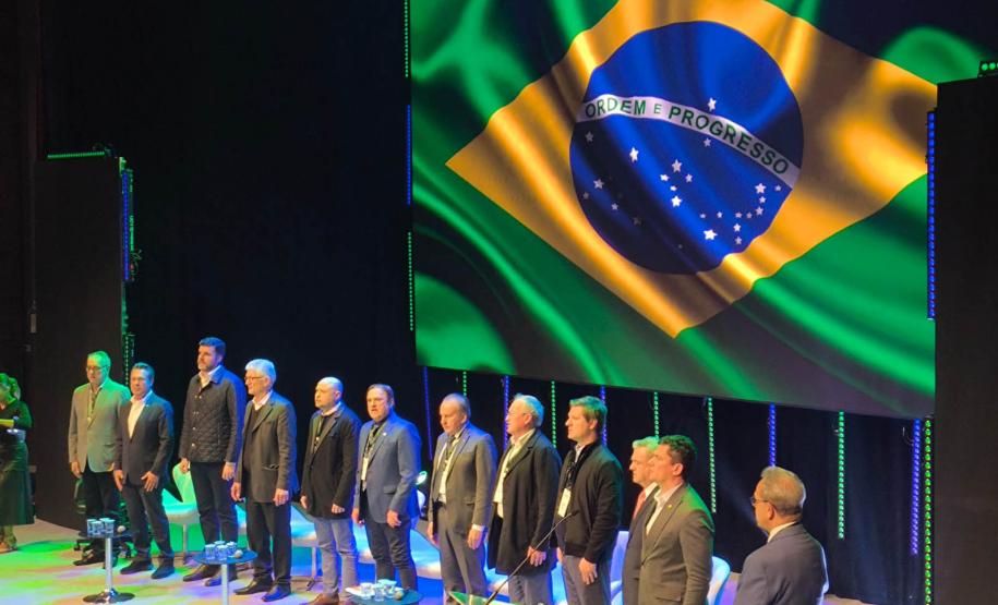 Protagonismo paranaense na cadeia de proteínas animais é destaque em congresso nacional