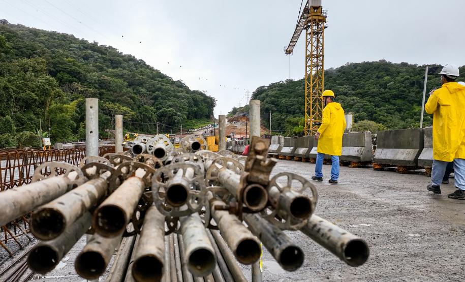 Obras da Ponte de Guaratuba chegam a 65% com destaque para avanço do trecho estaiado