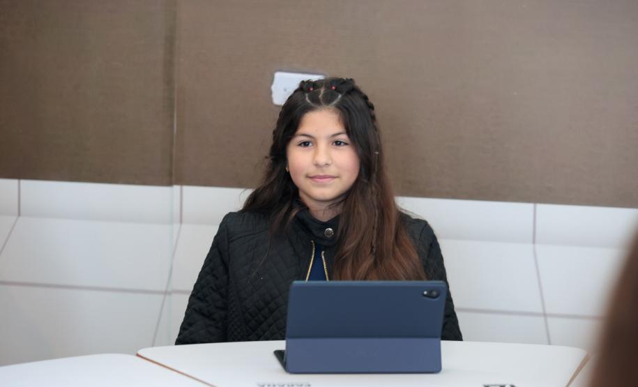 O governador em exercício Darci Piana participa nesta terça-feira (1), da entrega de 25.040 tablets para escolas da rede estadual