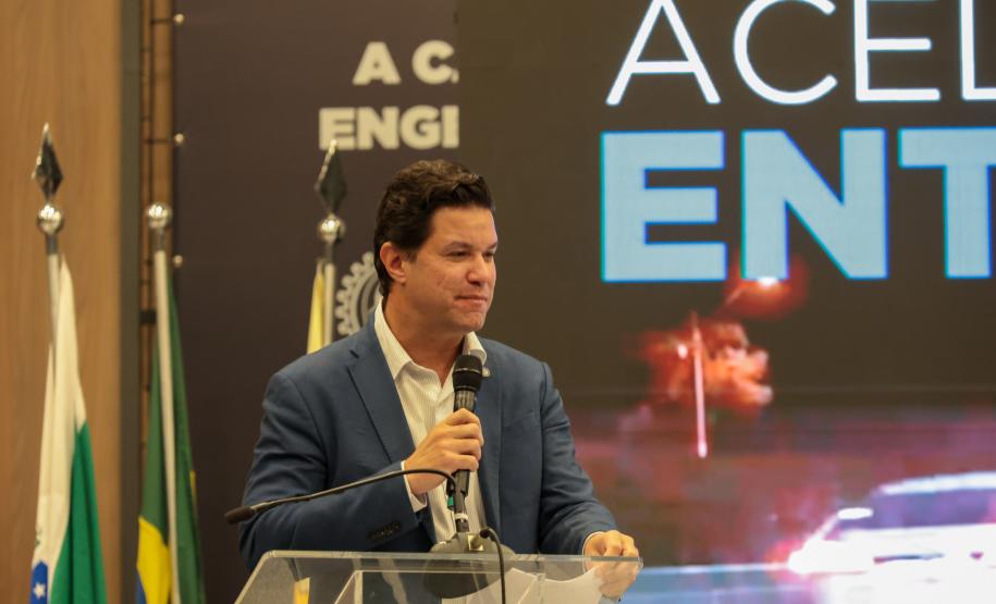 O secretário das Cidades, Guto Silva, lança nesta terça-feira (15) o Programa Estadual Pavimentação sobre Pedras Irregulares