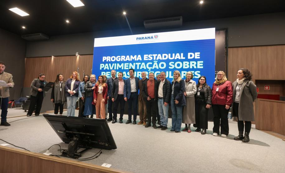 O secretário das Cidades, Guto Silva, lança nesta terça-feira (15) o Programa Estadual Pavimentação sobre Pedras Irregulares