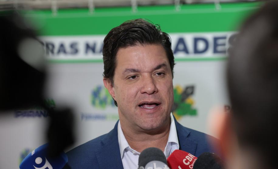 O secretário das Cidades, Guto Silva, lança nesta terça-feira (15) o Programa Estadual Pavimentação sobre Pedras Irregulares