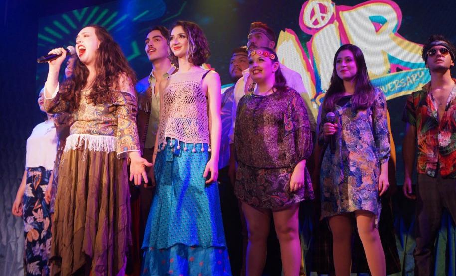 Orquestra no MON, exposição de Barrão e visitas guiadas são destaques da agenda cultural