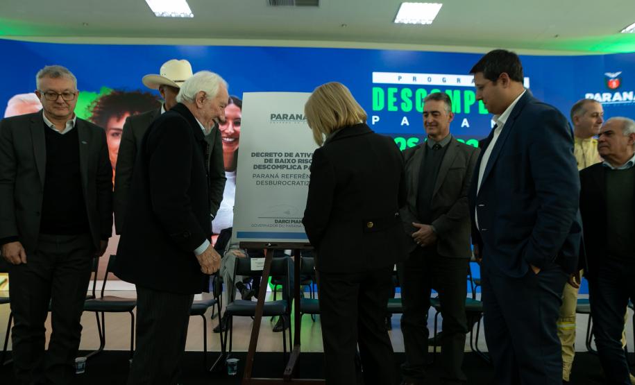 Liberdade econômica: Paraná aumenta lista de atividades com dispensa de licenciamentos