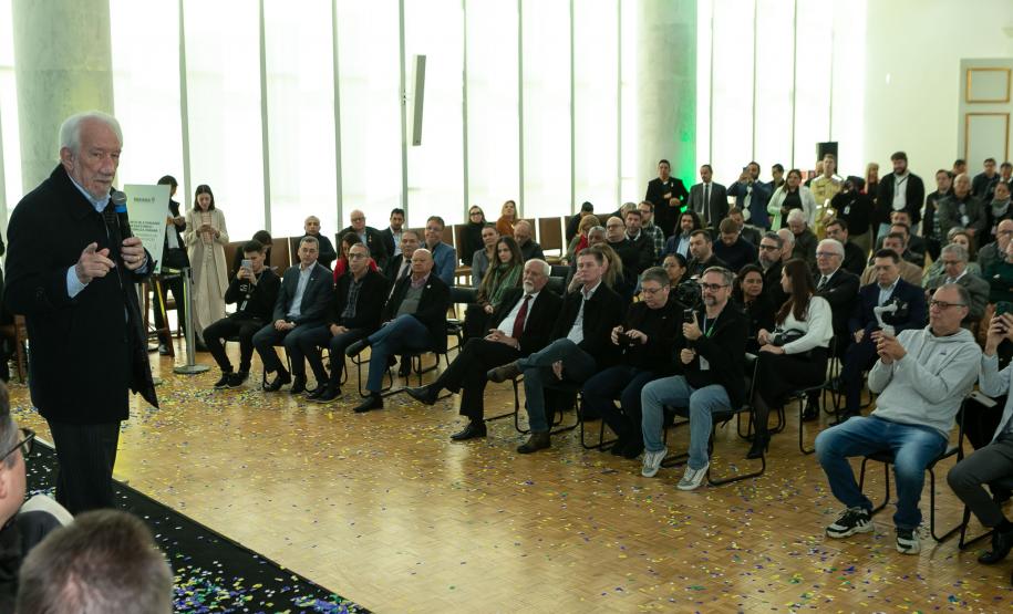 Liberdade econômica: Paraná aumenta lista de atividades com dispensa de licenciamentos