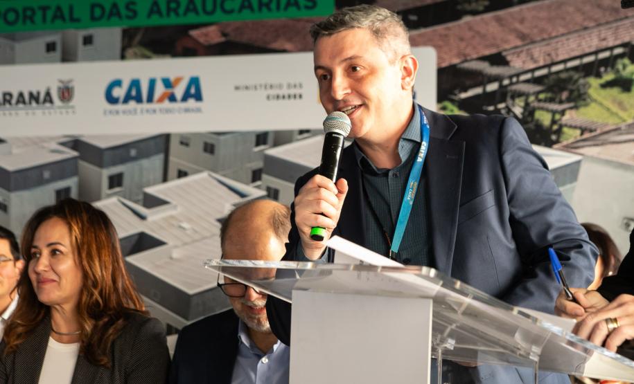 Estado entrega residencial com 128 apartamentos para atender famílias de Londrina