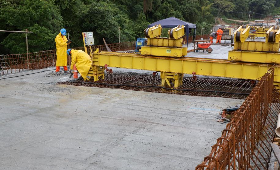 Obras da Ponte de Guaratuba chegam a 65% com destaque para avanço do trecho estaiado