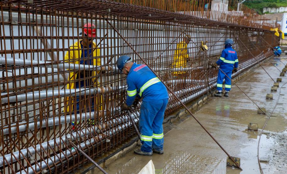 Bom momento da economia paranaense: semana começa com 21 mil vagas de trabalho