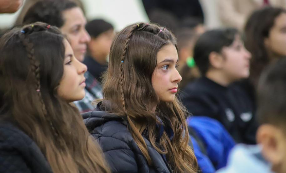 O governador em exercício Darci Piana participa nesta terça-feira (1), da entrega de 25.040 tablets para escolas da rede estadual