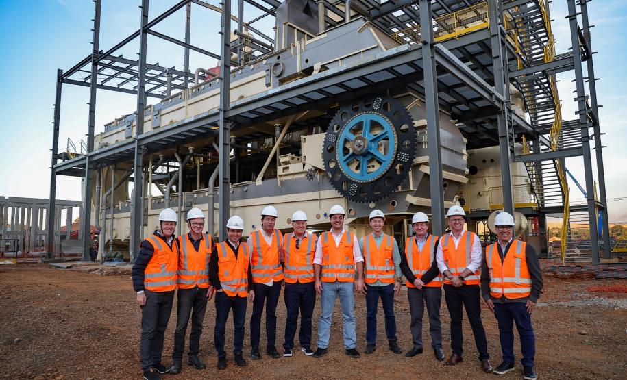 Ratinho Junior visita cooperativa que está investindo R$ 700 milhões em Pato Branco