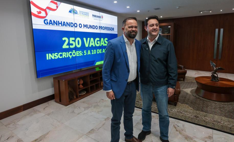 O governador Carlos Massa Ratinho Junior e o Secretario da Educacao, Roni Miranda anunciam nesta segunda-feira (4) o Lançamento da segunda edicao do Programa Ganhando o Mundo Professor