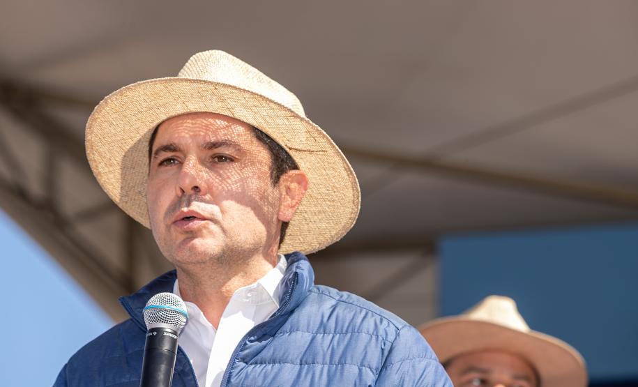 Ratinho Junior anuncia conclusão da pavimentação de Castro ao distrito do Socavão