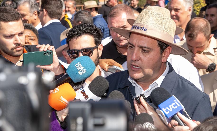 Ratinho Junior anuncia conclusão da pavimentação de Castro ao distrito do Socavão