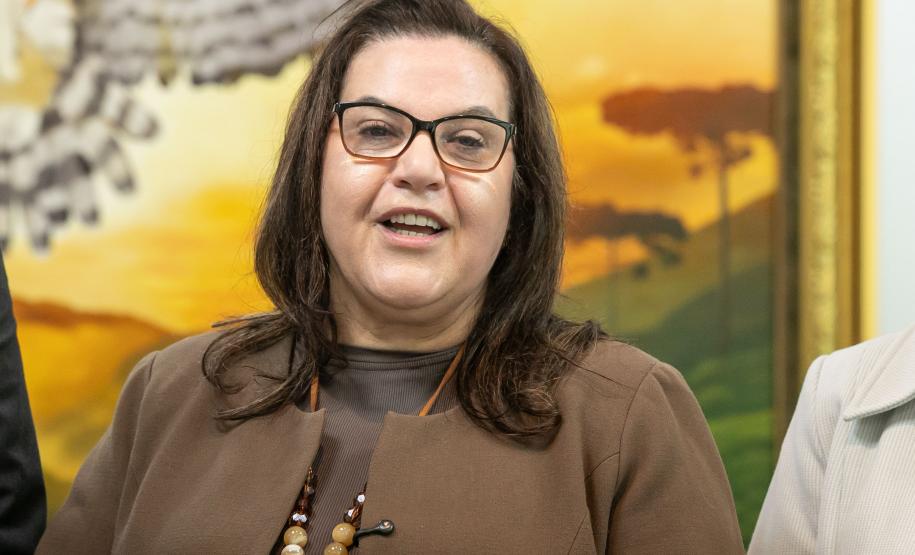 Curitiba, 05 de agosto de 2025 - O governador Carlos Massa Ratinho Junior realiza a assinatura do programa Asfalto Novo Vida Nova para o município de Almirante Tamandaré.