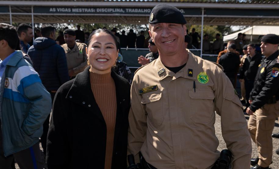 São José dos Pinhais, 11 de agosto de 2025 - A primeira dama do Paraná, Luciana Saito Massa, participa da formatura de Sargentos na Academia do Guatupê.